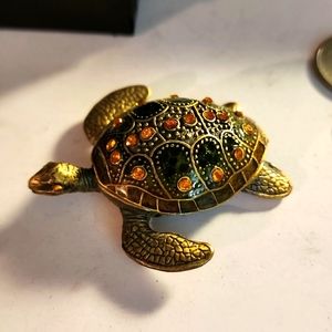 Gorgeous Jeweled Sea Turtle trinket box